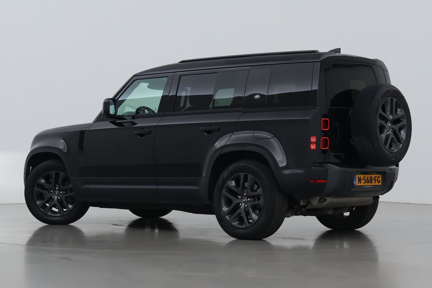 Land Rover Defender 110 2.0 P400e 110 S | Luchtvering | 360° Camera | Keyless | Stoel+Stuurverwarming | 20 Inch