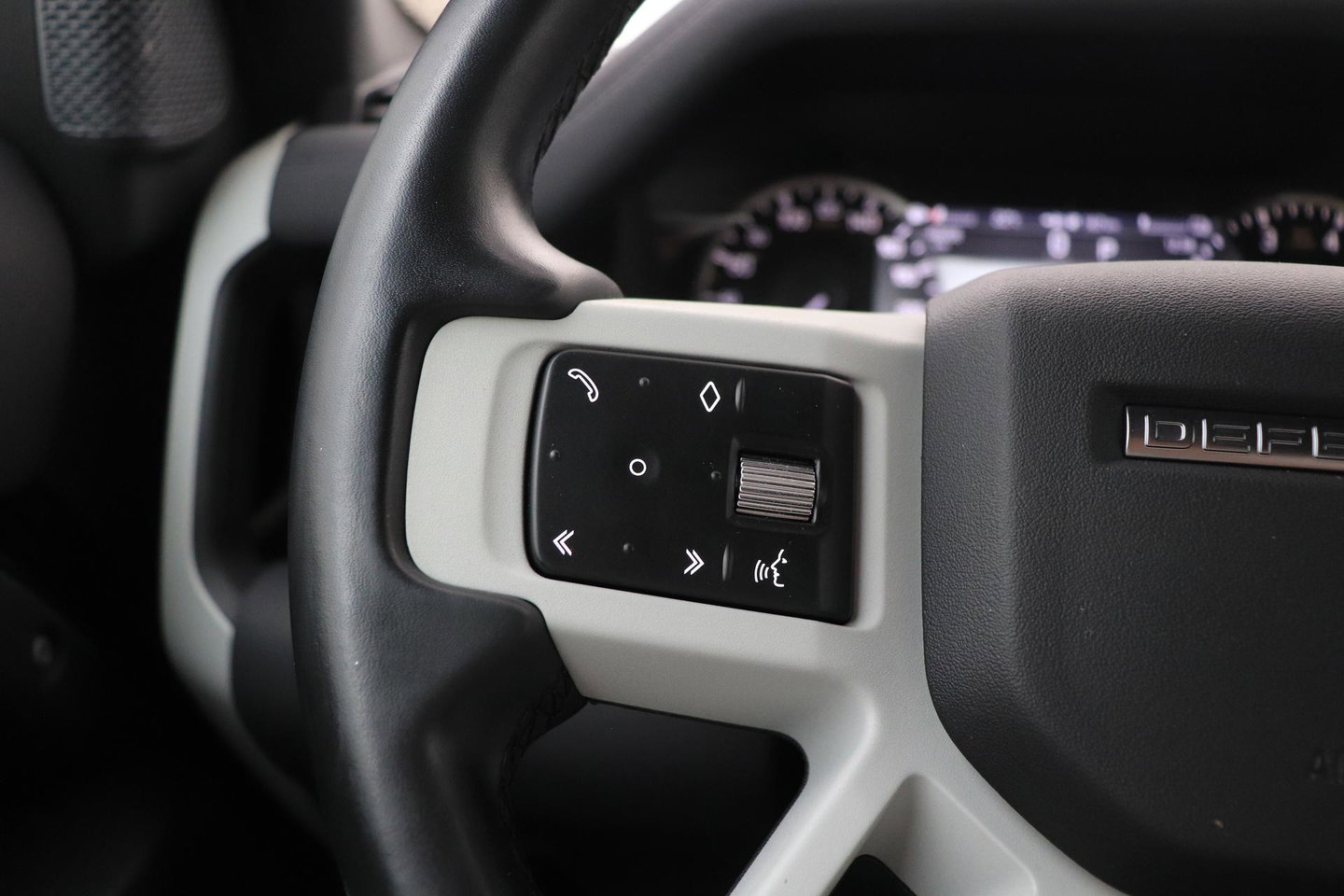 Land Rover Defender 110 2.0 P400e 110 S | Luchtvering | 360° Camera | Keyless | Stoel+Stuurverwarming | 20 Inch