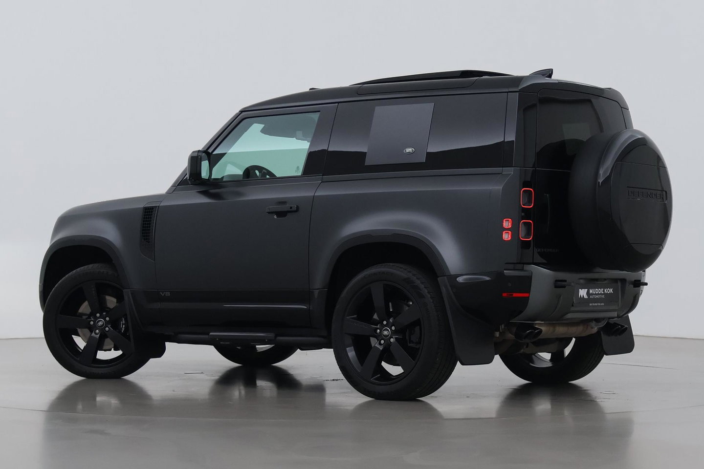 Land Rover Defender 5.0 P525 90 V8 Carpathian Edition | 5-Persoons | Luchtvering | Panoramadak | Head-Up | 22 Inch | ACC