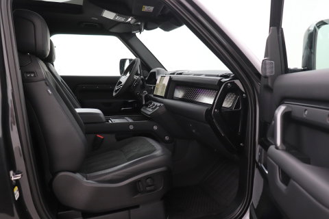 Land Rover Defender 5.0 P525 90 V8 Carpathian Edition | 5-Persoons | Luchtvering | Panoramadak | Head-Up | 22 Inch | ACC