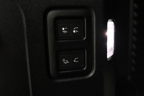 Land Rover Defender 5.0 P525 90 V8 Carpathian Edition | 5-Persoons | Luchtvering | Panoramadak | Head-Up | 22 Inch | ACC