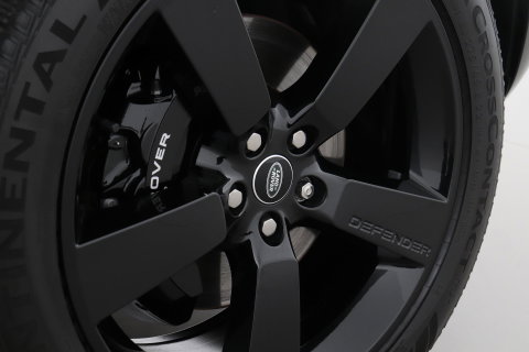 Land Rover Defender 5.0 P525 90 V8 Carpathian Edition | 5-Persoons | Luchtvering | Panoramadak | Head-Up | 22 Inch | ACC