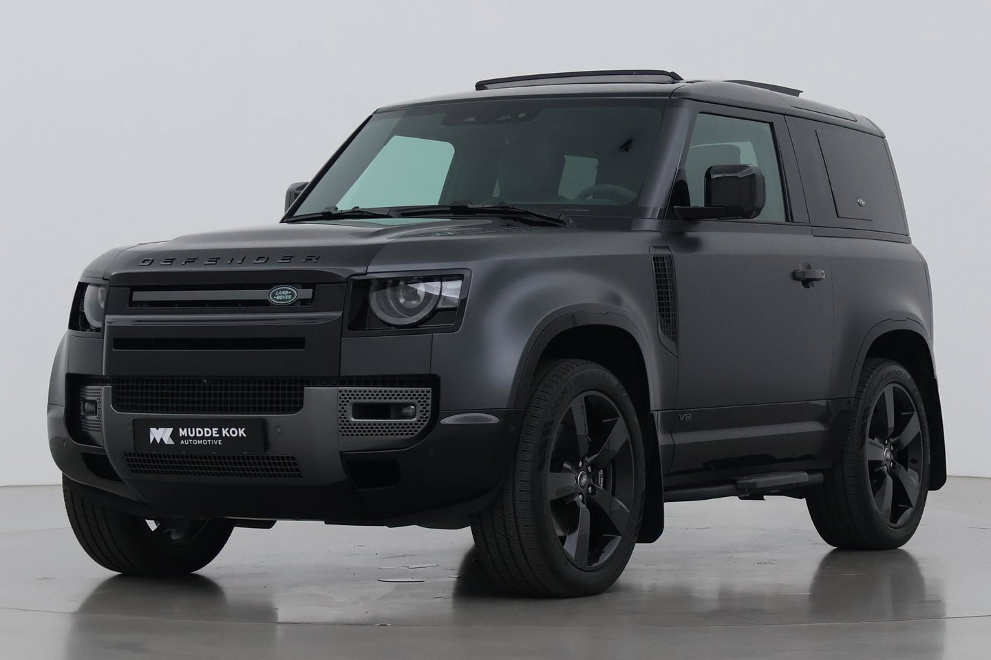 Land Rover Defender 5.0 P525 90 V8 Carpathian Edition | 5-Persoons | Luchtvering | Panoramadak | Head-Up | 22 Inch | ACC