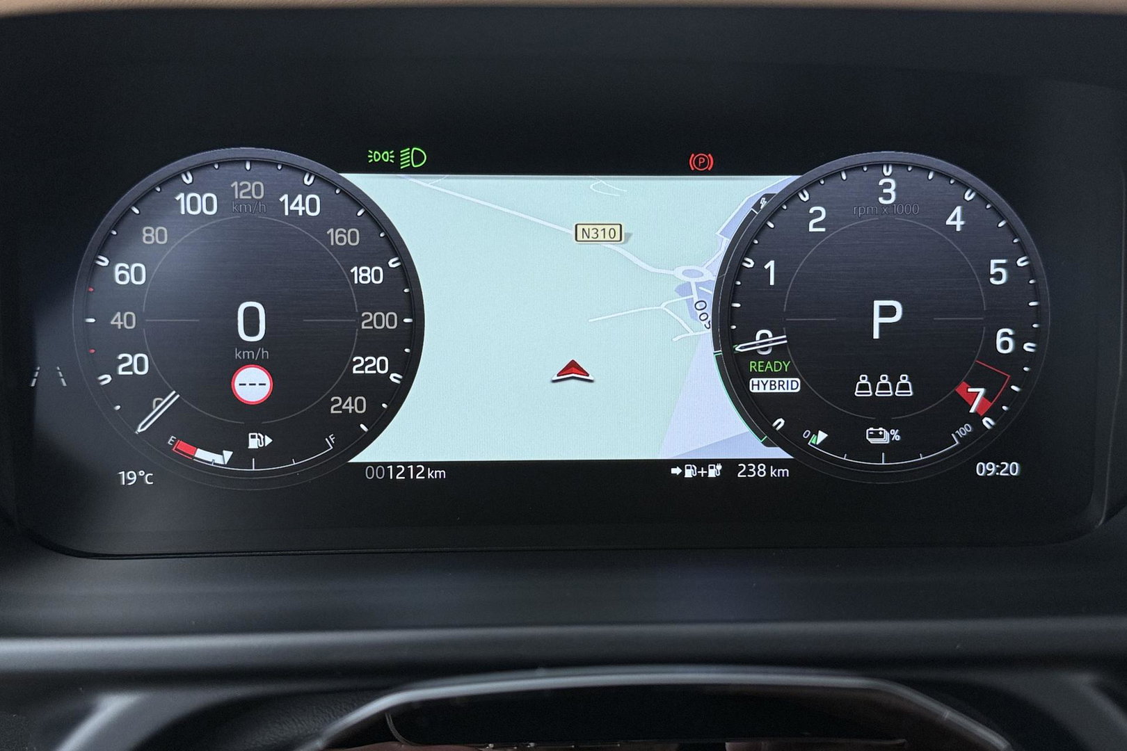 Land Rover Defender 2.0 P300e 110 X-Dynamic HSE | FACELIFT | ClearSight | Meridian Surround | Head-Up | ACC | Panoramadak | Trekhaak