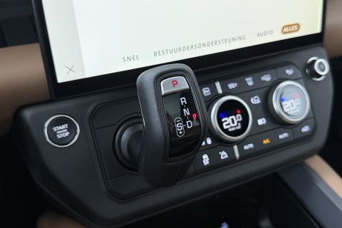 Land Rover Defender 2.0 P300e 110 X-Dynamic HSE | FACELIFT | ClearSight | Meridian Surround | Head-Up | ACC | Panoramadak | Trekhaak