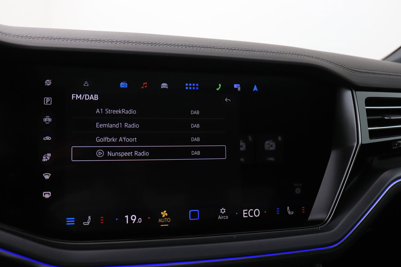 Volkswagen Touareg 3.0 TSi eHybrid 4MOTION R | FINAL EDITION | Luchtvering | Trekhaak | Panoramadak | Dynaudio | 360° Camera