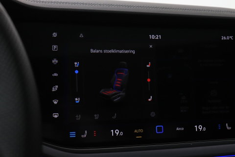Volkswagen Touareg 3.0 TSi eHybrid 4MOTION R | FINAL EDITION | Luchtvering | Trekhaak | Panoramadak | Dynaudio | 360° Camera