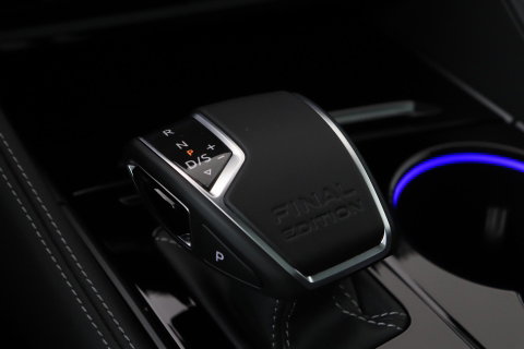Volkswagen Touareg 3.0 TSi eHybrid 4MOTION R | FINAL EDITION | Luchtvering | Trekhaak | Panoramadak | Dynaudio | 360° Camera