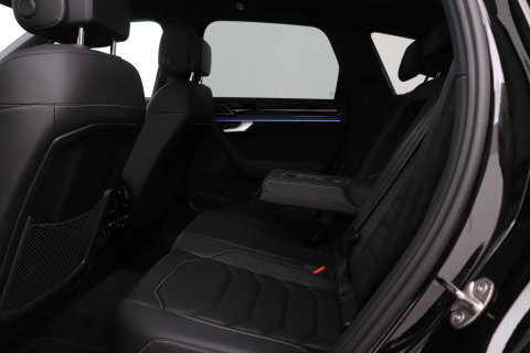 Volkswagen Touareg 3.0 TSi eHybrid 4MOTION R | FINAL EDITION | Luchtvering | Trekhaak | Panoramadak | Dynaudio | 360° Camera