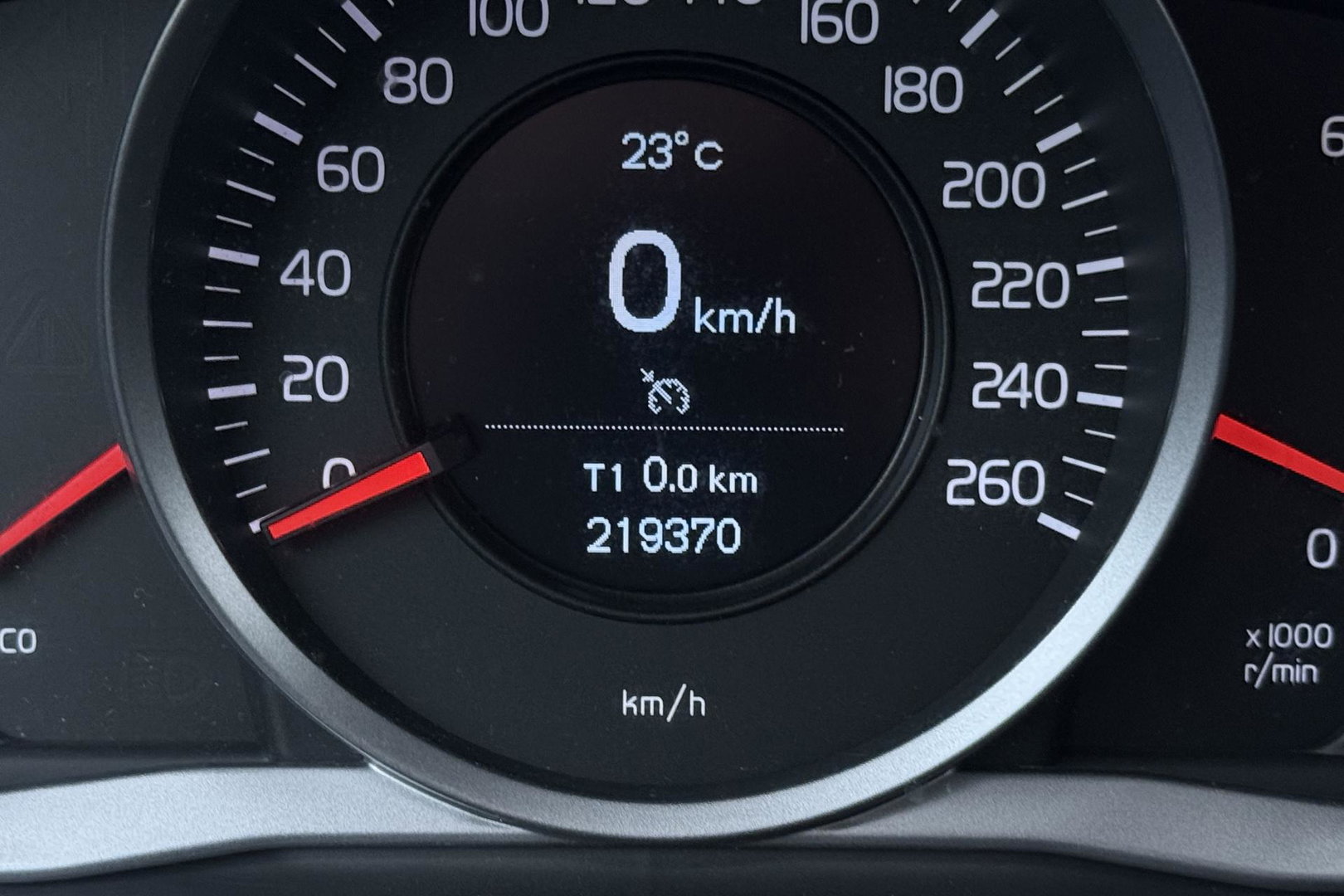 Volvo V70 2.0 D2 Dynamic Edition | Automaat | Stoelverwarming | PDC V+A | Xenon | Verwarmde voorruit