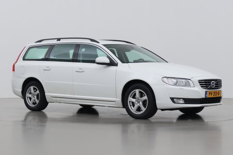 Volvo V70 2.0 D2 Dynamic Edition | Automaat | Stoelverwarming | PDC V+A | Xenon | Verwarmde voorruit