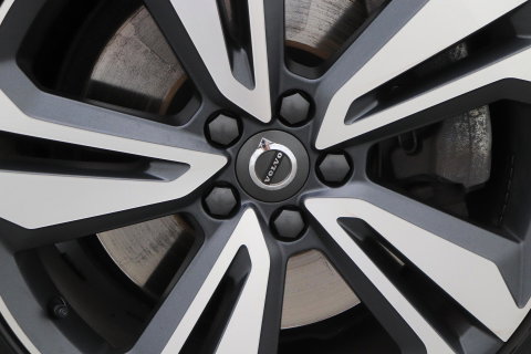 Volvo V60 Cross Country 2.0 B5 AWD Pro | ACC | Panoramadak | Harman/Kardon | Keyless | Memory | Trekhaak | Camera | BLIS | 19 Inch