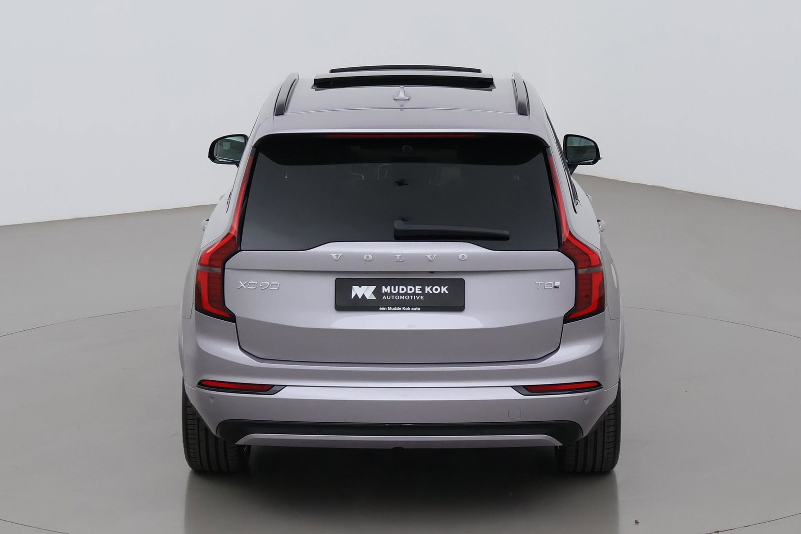 Volvo XC90 T8 Plug-in hybrid Ultra Dark | Bowers&Wilkins | Luchtvering | Massage | 22 Inch | Trekhaak | Head-Up
