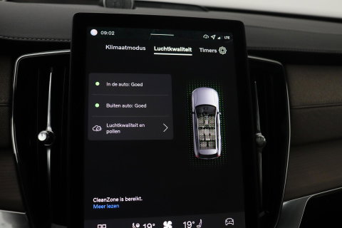 Volvo XC90 T8 Plug-in hybrid Ultra Dark | Bowers&Wilkins | Luchtvering | Massage | 22 Inch | Trekhaak | Head-Up