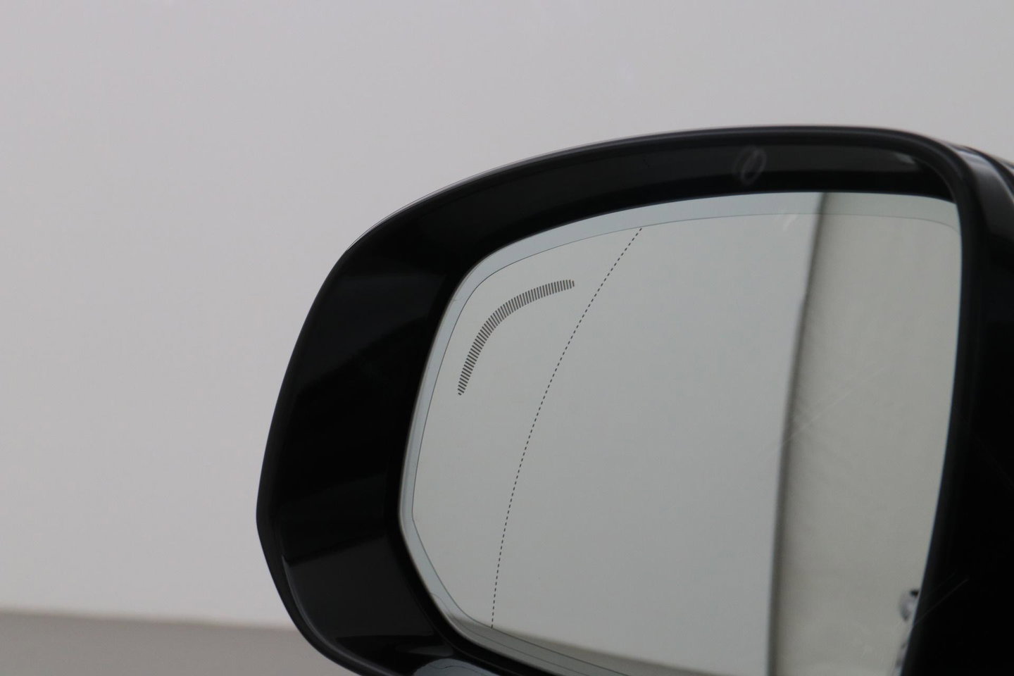 Volvo XC90 T8 Plug-in hybrid Ultra Dark | Bowers&Wilkins | Luchtvering | Massage | 22 Inch | Trekhaak | Head-Up