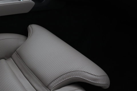Volvo XC90 T8 Plug-in hybrid Ultra Dark | Bowers&Wilkins | Luchtvering | Massage | 22 Inch | Trekhaak | Head-Up