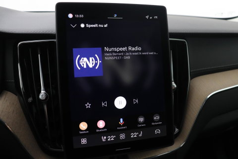 Volvo XC60 T8 Plug-in hybrid Ultra Dark | Head-Up | Panoramadak | 360° Camera | ACC | harman/kardon | BLIS