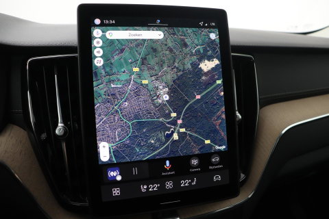 Volvo XC60 T8 Plug-in hybrid Ultra Dark | Head-Up | Panoramadak | 360° Camera | ACC | harman/kardon | BLIS