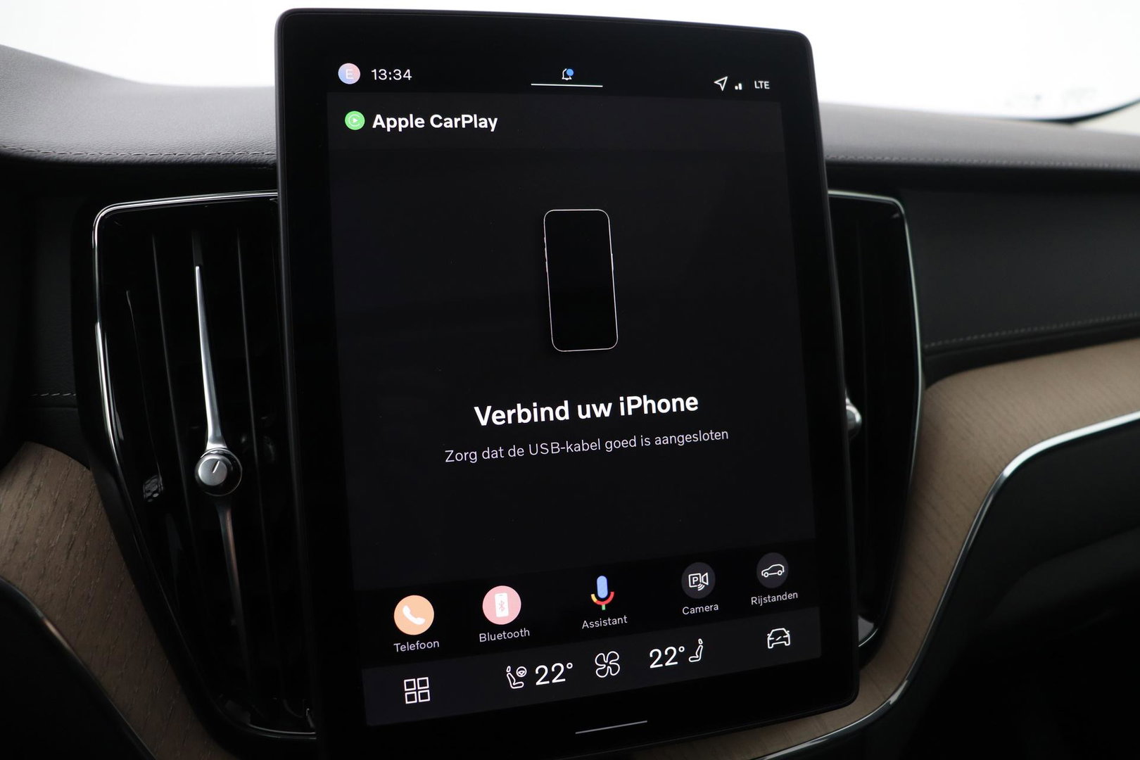 Volvo XC60 T8 Plug-in hybrid Ultra Dark | Head-Up | Panoramadak | 360° Camera | ACC | harman/kardon | BLIS