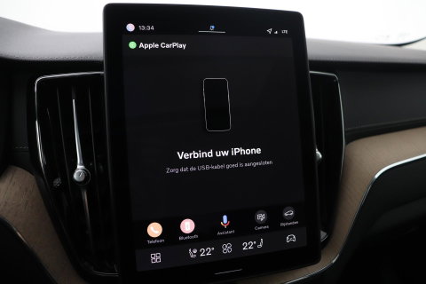 Volvo XC60 T8 Plug-in hybrid Ultra Dark | Head-Up | Panoramadak | 360° Camera | ACC | harman/kardon | BLIS