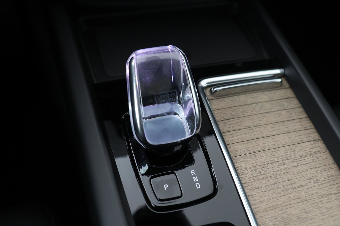 Volvo XC60 T8 Plug-in hybrid Ultra Dark | Head-Up | Panoramadak | 360° Camera | ACC | harman/kardon | BLIS