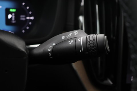Volvo XC60 T8 Plug-in hybrid Ultra Dark | Head-Up | Panoramadak | 360° Camera | ACC | harman/kardon | BLIS