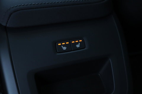 Volvo XC60 T8 Plug-in hybrid Ultra Dark | Head-Up | Panoramadak | 360° Camera | ACC | harman/kardon | BLIS