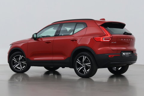 Volvo XC40 2.0 B3 Plus Dark | Harman/Kardon | Keyless | Camera | Stoel+Stuurverwarming | Memory | 18 Inch