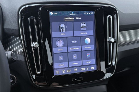 Volvo XC40 2.0 B3 Plus Dark | Harman/Kardon | Keyless | Camera | Stoel+Stuurverwarming | Memory | 18 Inch
