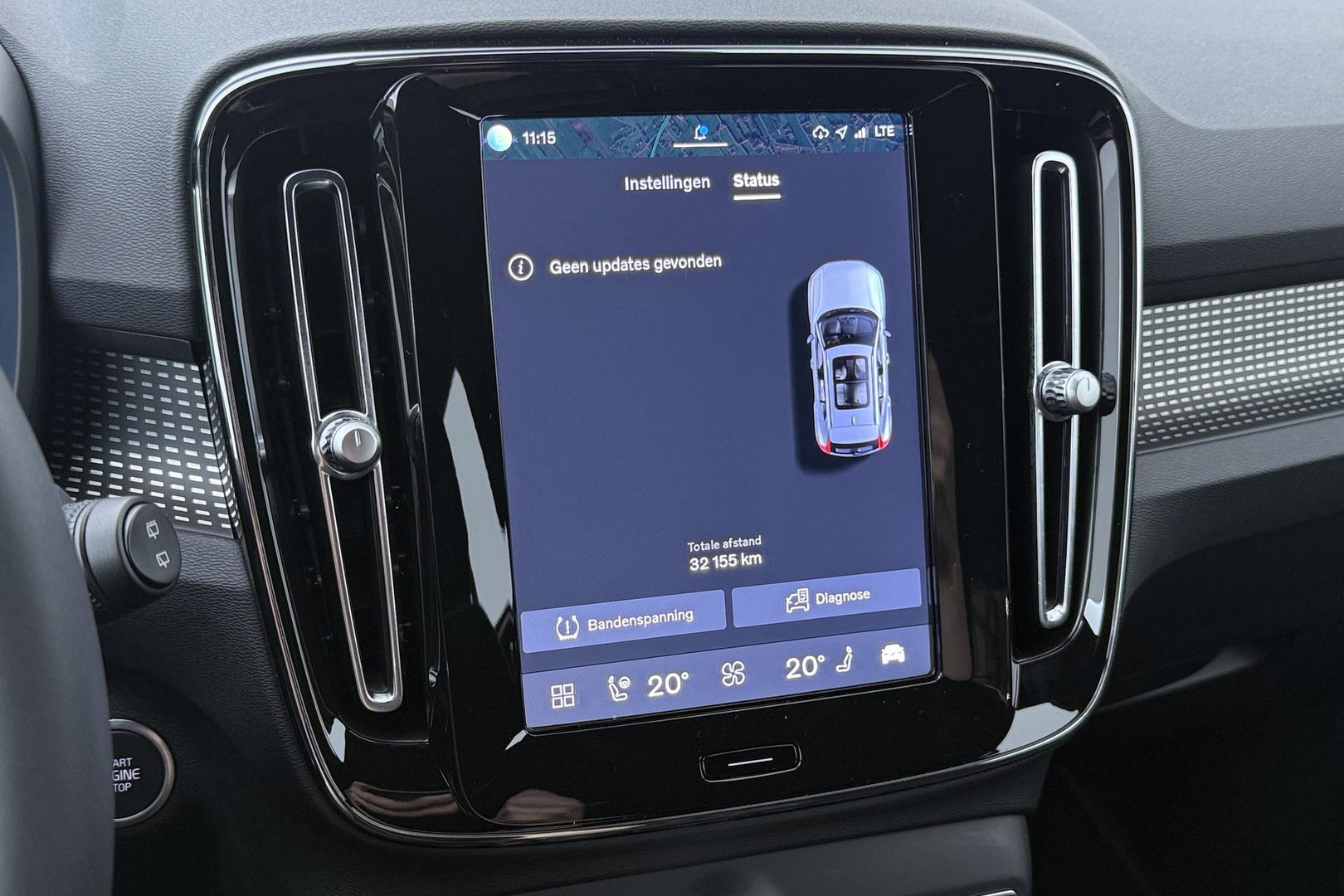 Volvo XC40 2.0 B3 Plus Dark | Harman/Kardon | Keyless | Camera | Stoel+Stuurverwarming | Memory | 18 Inch
