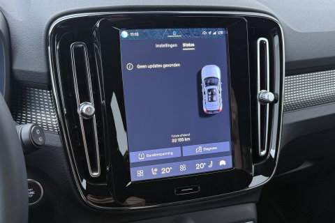 Volvo XC40 2.0 B3 Plus Dark | Harman/Kardon | Keyless | Camera | Stoel+Stuurverwarming | Memory | 18 Inch
