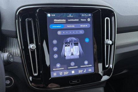 Volvo XC40 2.0 B3 Plus Dark | Harman/Kardon | Keyless | Camera | Stoel+Stuurverwarming | Memory | 18 Inch