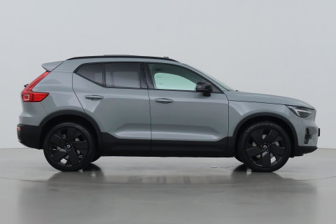 Volvo EX40 Single Motor Extended Range Plus Black Ed. 82 kWh | ACC | Panoramadak | Harman/Kardon | 360° Camera | Warmtepomp | Stoel+Stuurverwarming | 20 inch