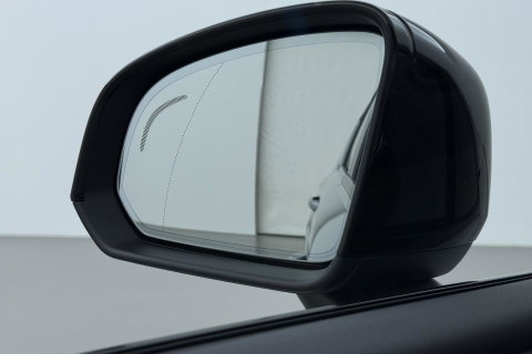 Volvo EX40 Single Motor Extended Range Plus Black Ed. 82 kWh | ACC | Panoramadak | Harman/Kardon | 360° Camera | Warmtepomp | Stoel+Stuurverwarming | 20 inch