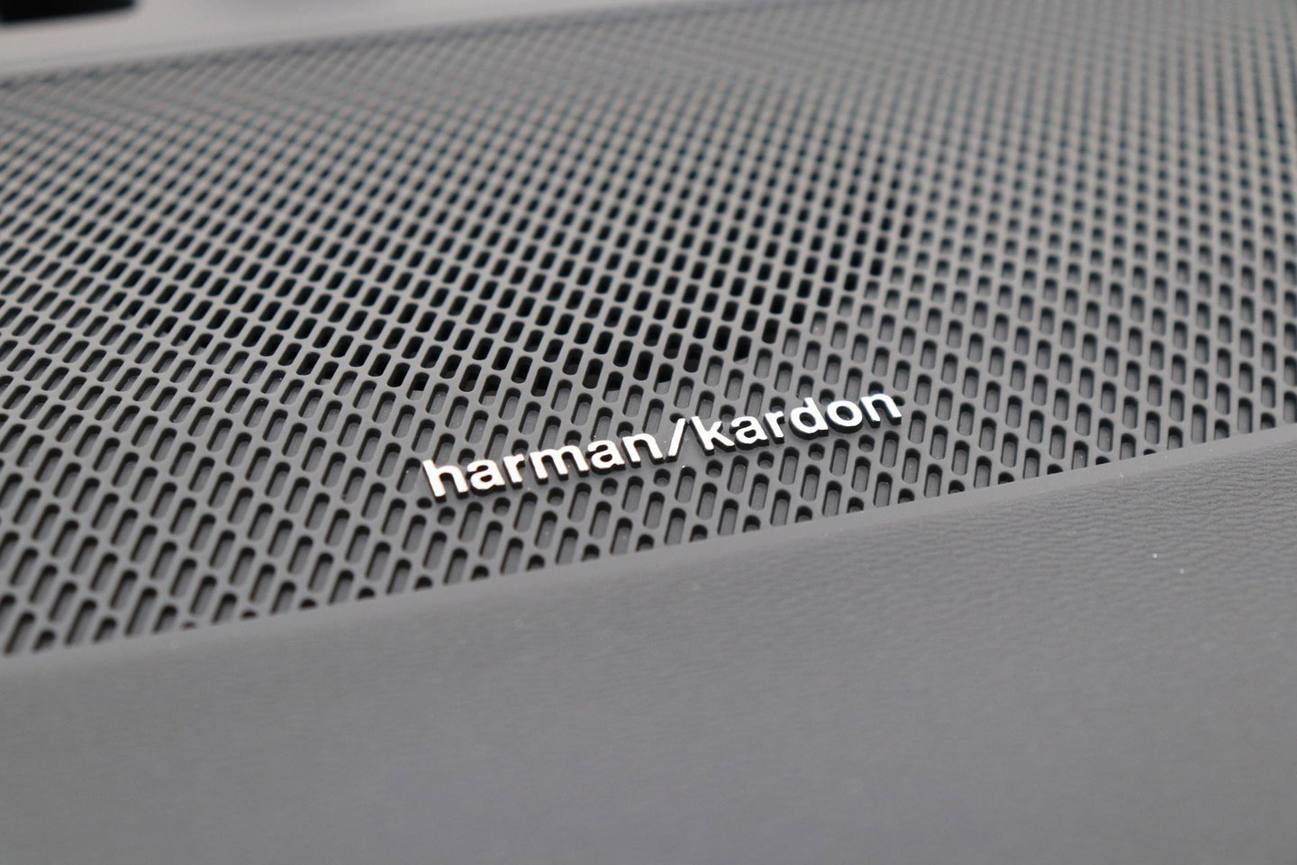 Volvo EX40 Twin Motor Plus 82 kWh | ACC | Harman/Kardon | 360° Camera | Stoel+Stuurverwarming | Keyless