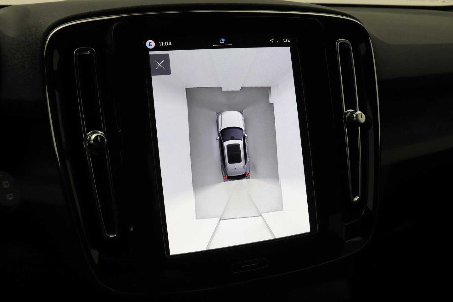 Volvo EX40 Twin Motor Plus 82 kWh | ACC | Harman/Kardon | 360° Camera | Stoel+Stuurverwarming | Keyless
