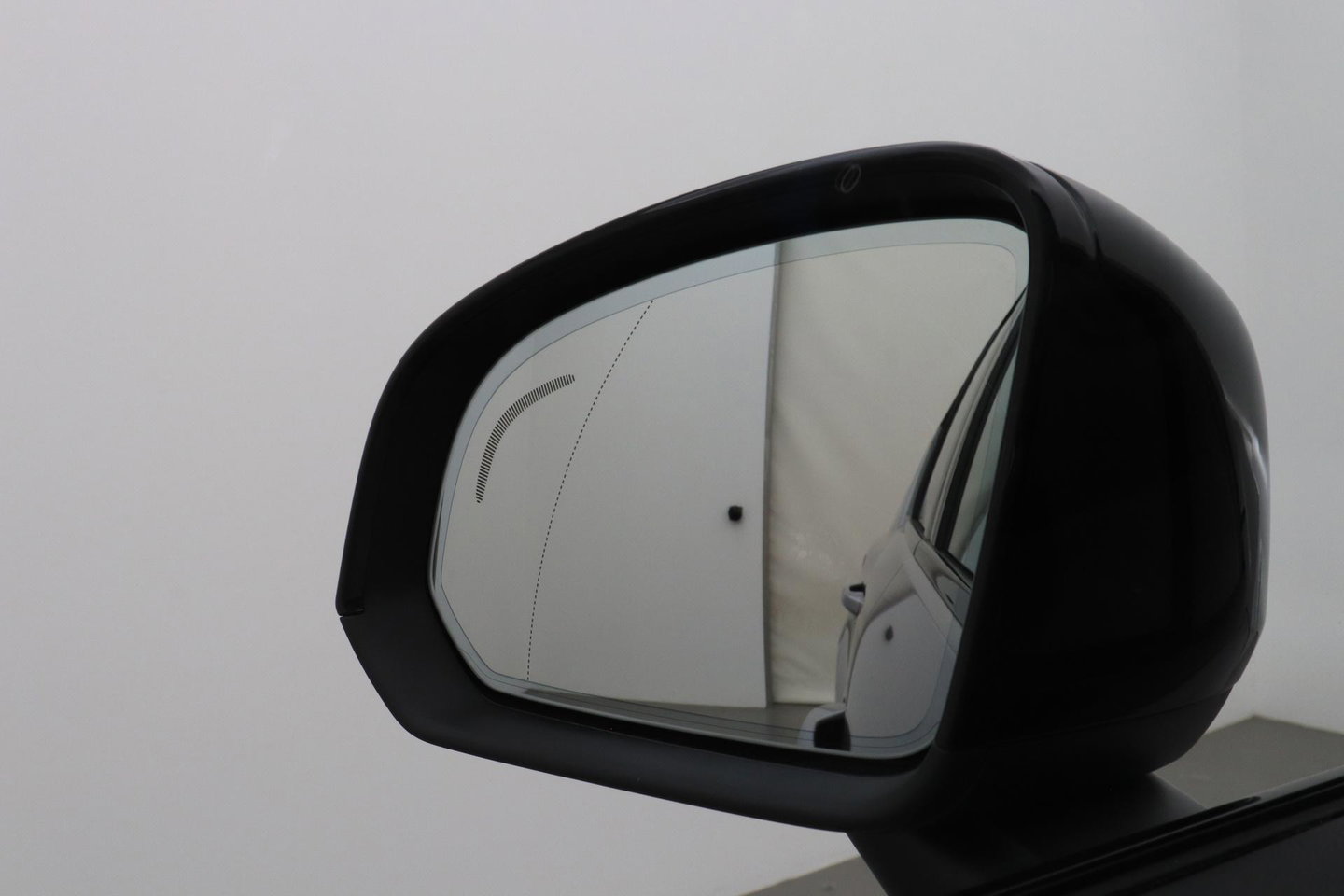 Volvo EX40 Twin Motor Plus 82 kWh | ACC | Harman/Kardon | 360° Camera | Stoel+Stuurverwarming | Keyless