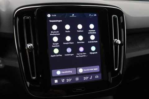 Volvo EX40 Twin Motor Plus 82 kWh | ACC | Harman/Kardon | 360° Camera | Stoel+Stuurverwarming | Keyless