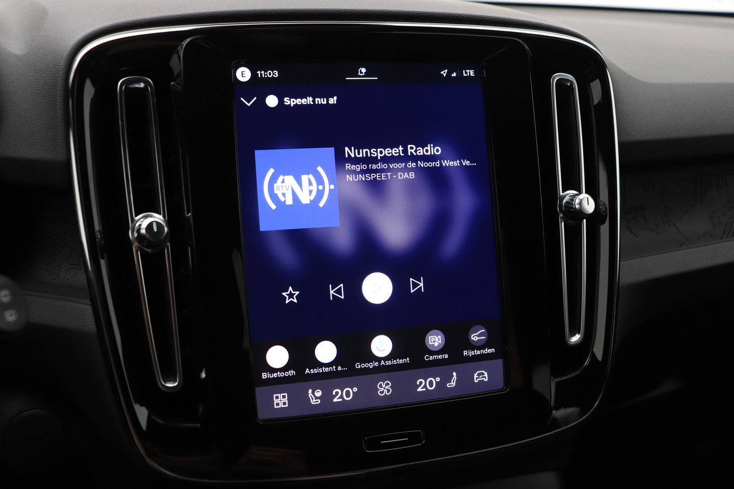 Volvo EX40 Twin Motor Plus 82 kWh | ACC | Harman/Kardon | 360° Camera | Stoel+Stuurverwarming | Keyless