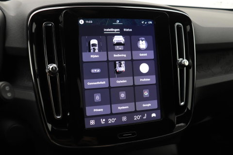 Volvo EX40 Twin Motor Plus 82 kWh | ACC | Harman/Kardon | 360° Camera | Stoel+Stuurverwarming | Keyless