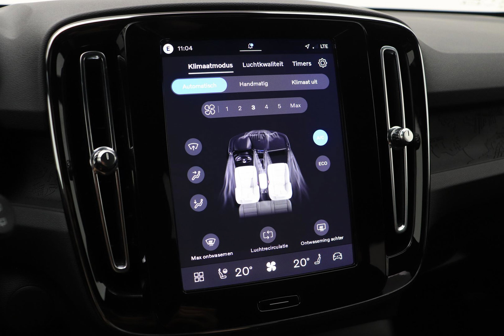 Volvo EX40 Twin Motor Plus 82 kWh | ACC | Harman/Kardon | 360° Camera | Stoel+Stuurverwarming | Keyless