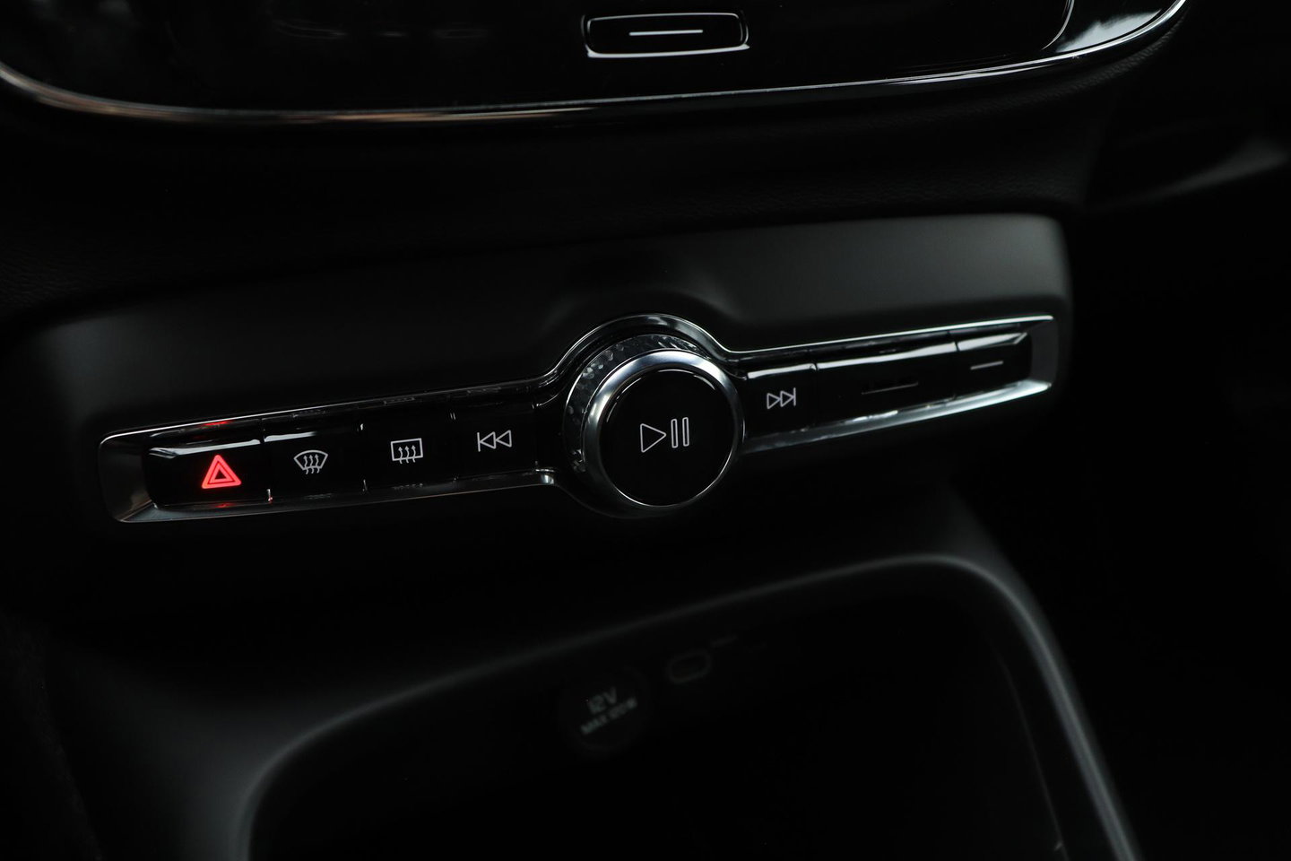Volvo EX40 Twin Motor Plus 82 kWh | ACC | Harman/Kardon | 360° Camera | Stoel+Stuurverwarming | Keyless