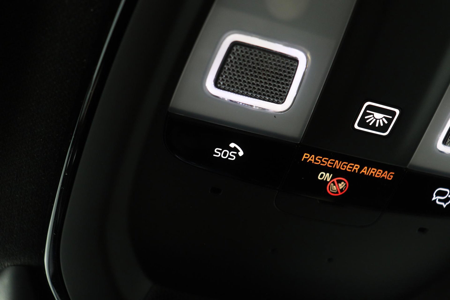 Volvo EX40 Twin Motor Plus 82 kWh | ACC | Harman/Kardon | 360° Camera | Stoel+Stuurverwarming | Keyless