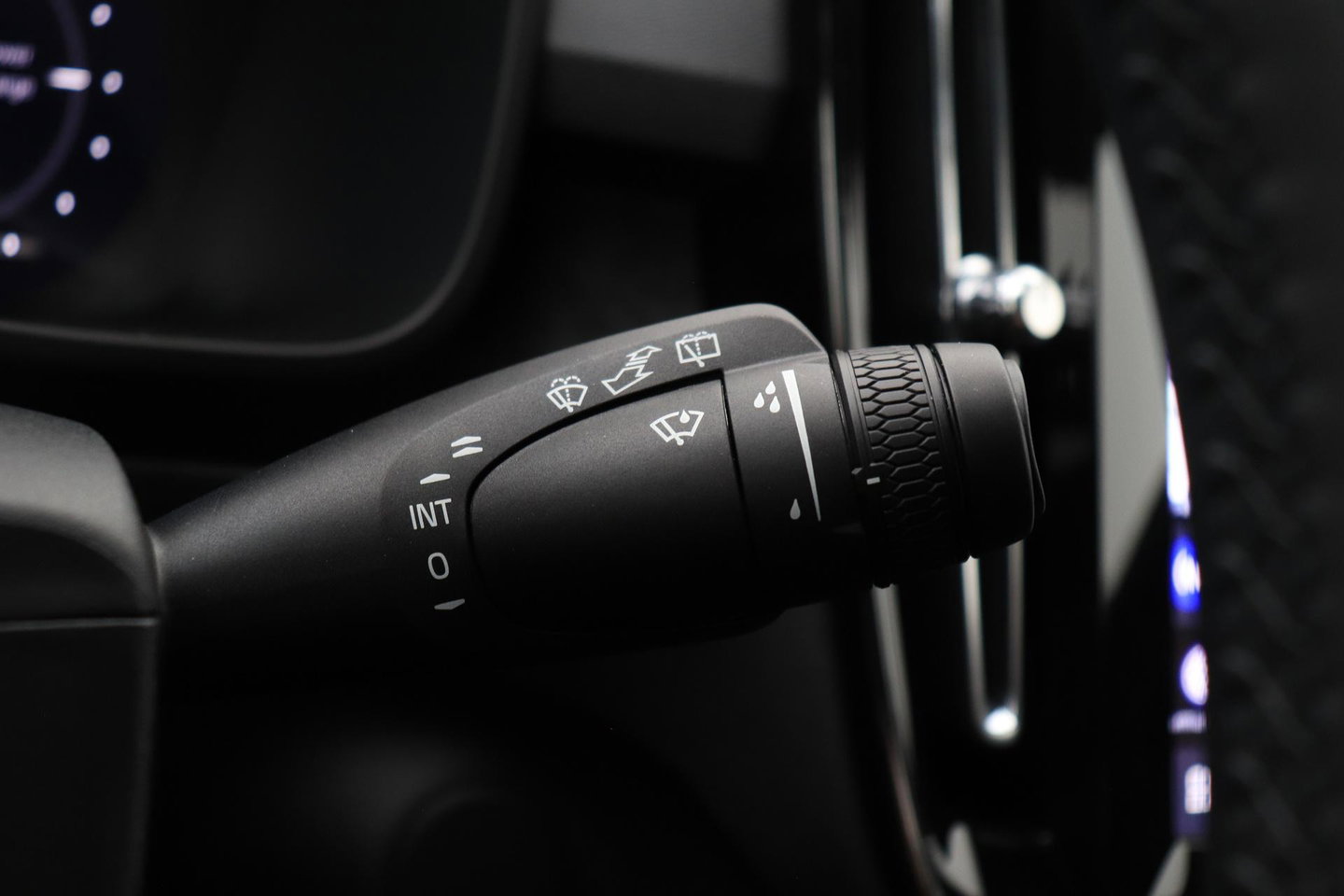 Volvo EX40 Twin Motor Plus 82 kWh | ACC | Harman/Kardon | 360° Camera | Stoel+Stuurverwarming | Keyless