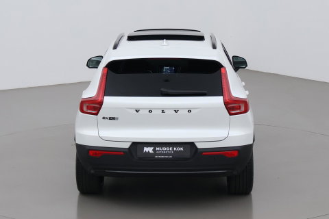 Volvo EX40 Single Motor Extended Range Plus Black Ed. 82 kWh | ACC | Panoramadak | 360° Camera | Harman/Kardon | BLIS | 20 Inch