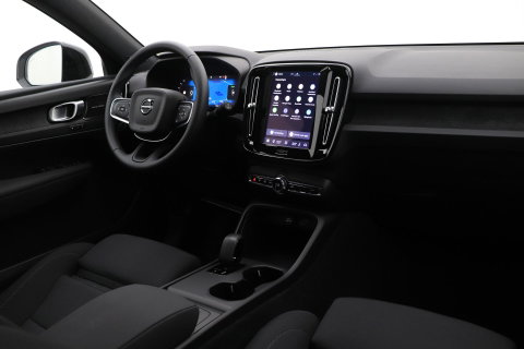 Volvo EX40 Single Motor Extended Range Plus Black Ed. 82 kWh | ACC | Panoramadak | 360° Camera | Harman/Kardon | BLIS | 20 Inch