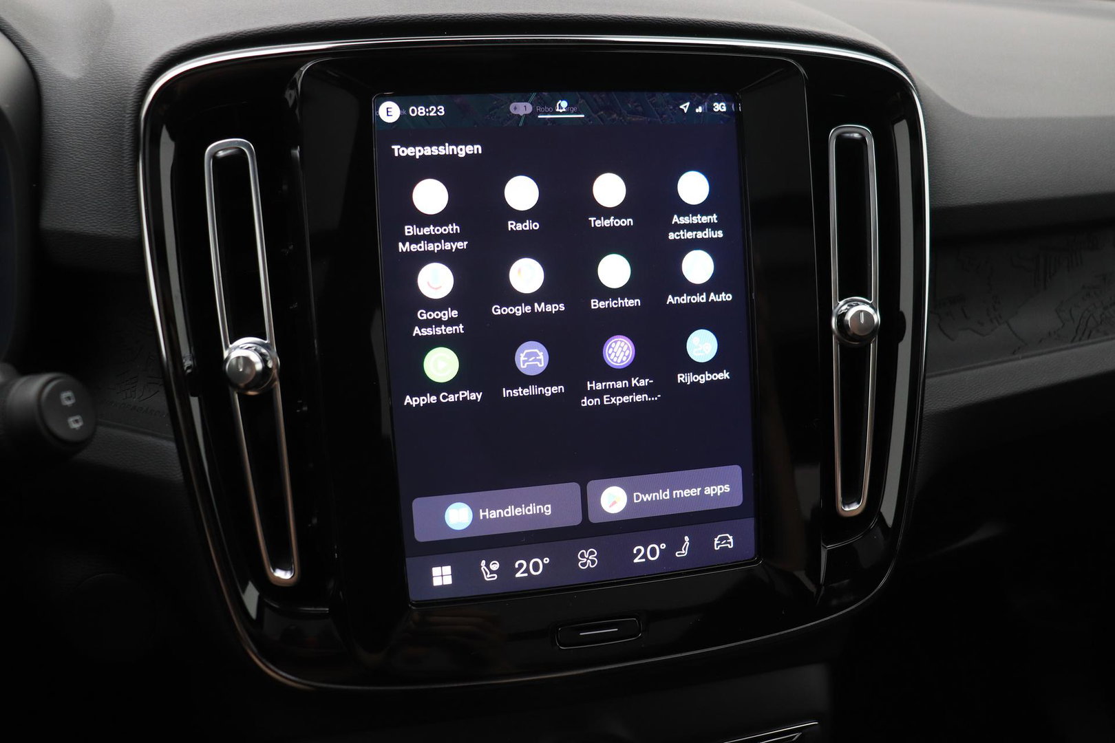 Volvo EX40 Single Motor Extended Range Plus Black Ed. 82 kWh | ACC | Panoramadak | 360° Camera | Harman/Kardon | BLIS | 20 Inch
