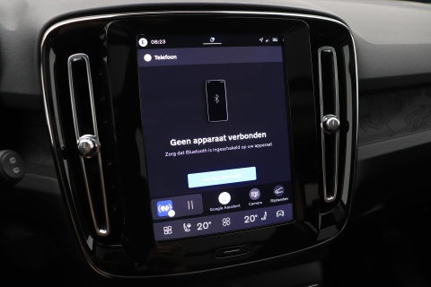 Volvo EX40 Single Motor Extended Range Plus Black Ed. 82 kWh | ACC | Panoramadak | 360° Camera | Harman/Kardon | BLIS | 20 Inch