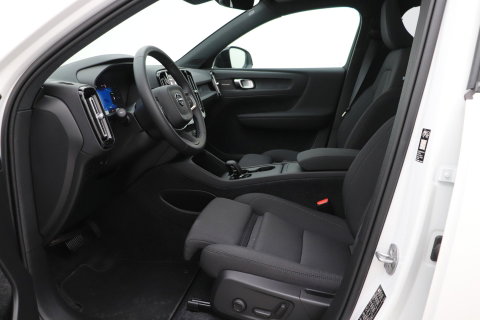 Volvo EX40 Single Motor Extended Range Plus Black Ed. 82 kWh | ACC | Panoramadak | 360° Camera | Harman/Kardon | BLIS | 20 Inch
