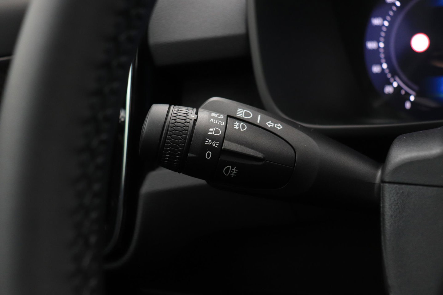 Volvo EX40 Single Motor Extended Range Plus Black Ed. 82 kWh | ACC | Panoramadak | 360° Camera | Harman/Kardon | BLIS | 20 Inch